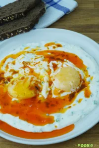 Turkish Eggs Recipe – Easy Creamy Breakfast with Chili Butter